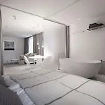 HAAWE 1933 - Historic Boutique Apart Hotel Rovaniemi